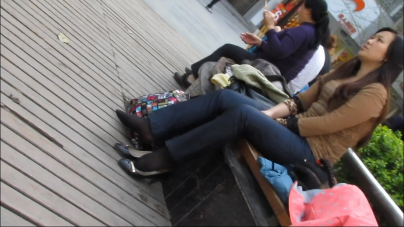 streetsnapnylon[00 00 56][20181202 130232 7]